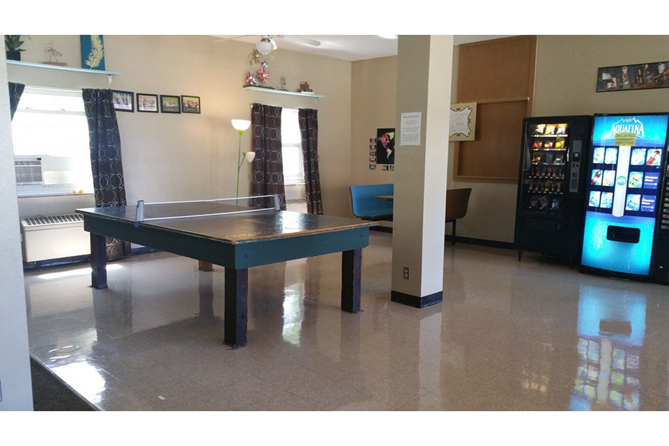 Saint Paul Lutheran High School campus 9