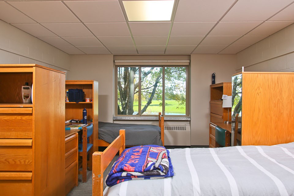 The Marvelwood School campus 15