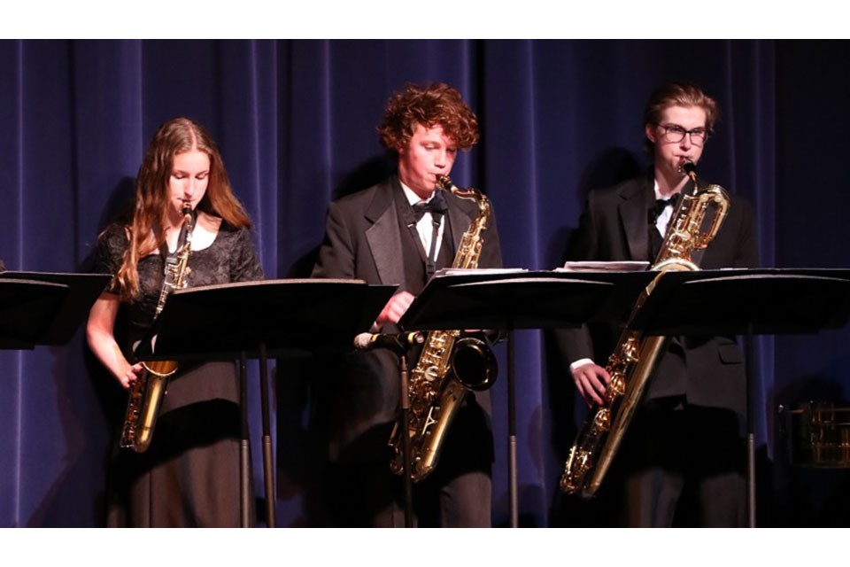 Saint Viator High School campus 19