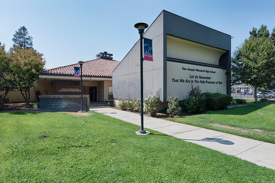 San Joaquin Memorial High School CA campus 3